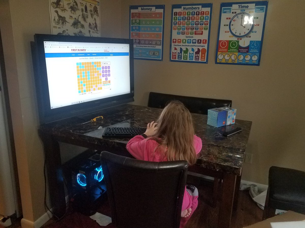oreon87's tweet photo. @CYBERPOWERPC It Works!! Now we can do our math homework. Thanks again https://t.co/2MaMnKStRh