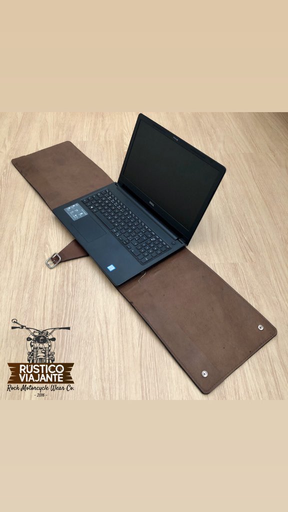 Liberdade2min's tweet photo. Lançamos uma linha de pastas com estilo medieval! Conheçam:
#rusticoviajante #notebookcase #oldschoolstuff #medievalstuff #medieval
https://t.co/0LsylllRCC https://t.co/qNAPq2OTC2