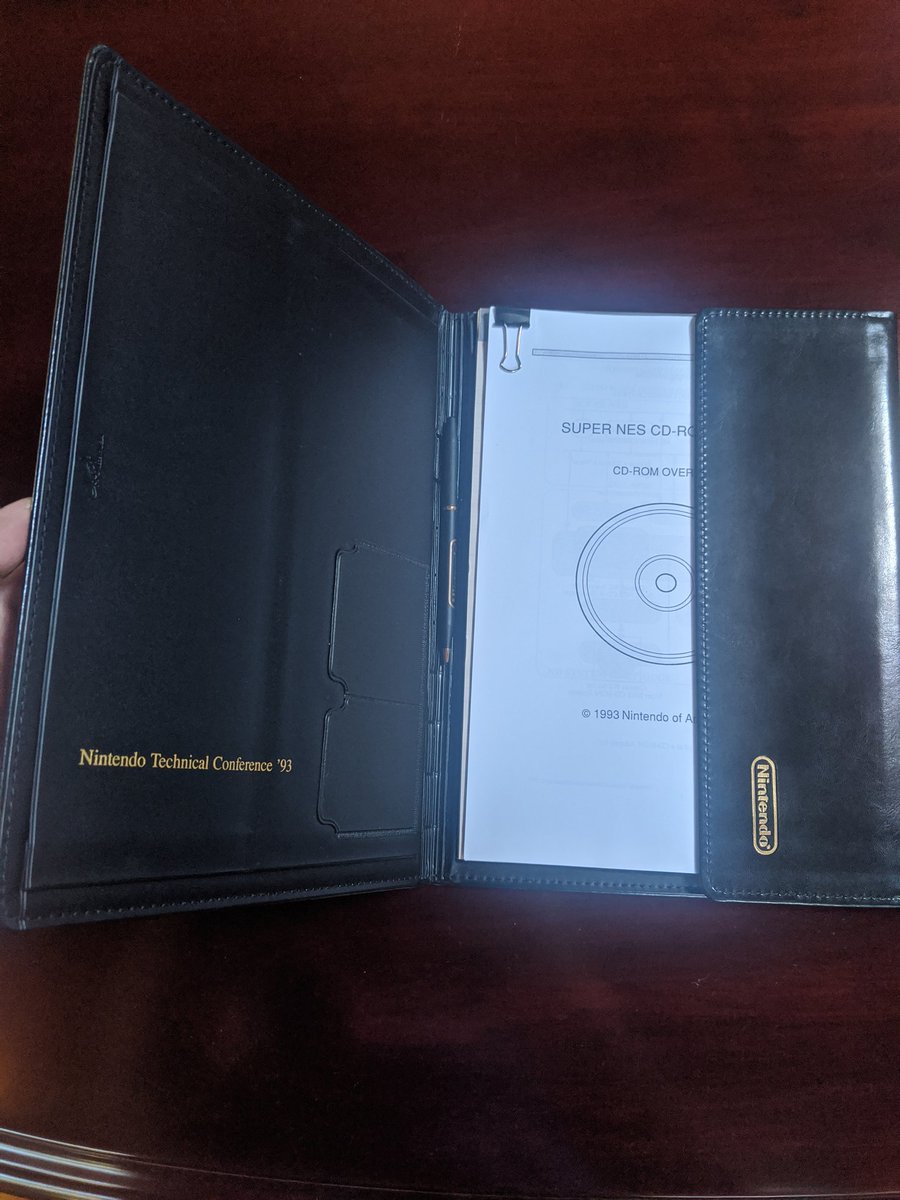 ozconsoul's tweet photo. Picked up a little piece of gaming history: this portfolio from the 1993 #Nintendo Technical Conference, where the final details of the #SNES CD-ROM System were shared with selected developers shortly before the add-on was officially cancelled.
#SNEScd #SNEScdrom https://t.co/QnyyFyBta3