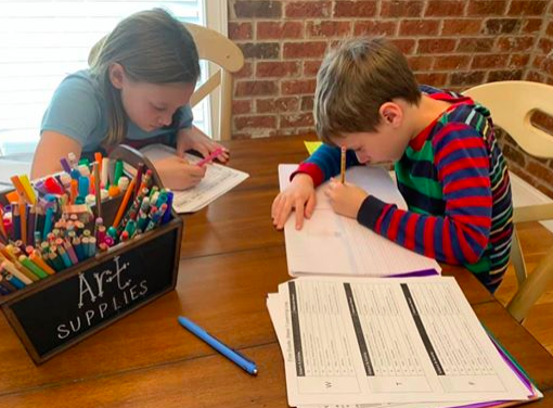 BriarwoodES's tweet photo. 🧡💛
House of Honor
House of Integrity
#BEworkers
🧡💛

Our students are serious about learning! #BEaWorker https://t.co/zpw5hxwqEv