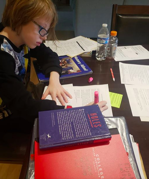 BriarwoodES's tweet photo. Briarwood Huskies continue to work hard! Thanks for the highlighting tip Lucy Nuse!
#ntidays #homeschool. #integrityhouse ❤ #BEaWorker https://t.co/93YqFtMaZH
