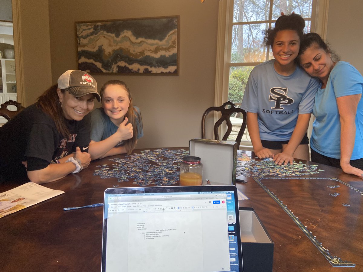 Emily Bounds tweet media