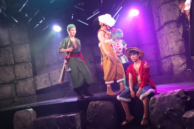 手を伸ばすのtwitterイラスト検索結果 古い順