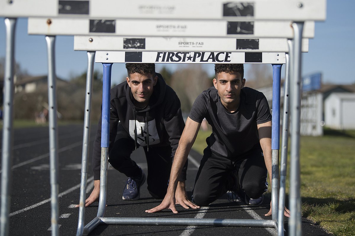 Our latest spring athlete profile by <a href="/MegWochnick/">Meg Wochnick 🌷🌼</a>. Meet David and James McAndie, Mountain View's twin hurdlers. Both are great athletes, exceptional students and each other's biggest fan: "A win for one is a win for both." columbian.com/news/2020/mar/… <a href="/ViewCrew360/">View Crew</a>