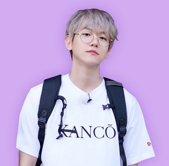 creggcell's tweet photo. Boxian, deemed the Nation's Angel, was the nation's most popular soloist. He loved his career, but enjoyed the peacefulness that living as Baekhyun, a nerdy, quiet university student gave him.

What he didn't expect was for his company to arrange a dating scandal for him an https://t.co/4r1FjTsZhs