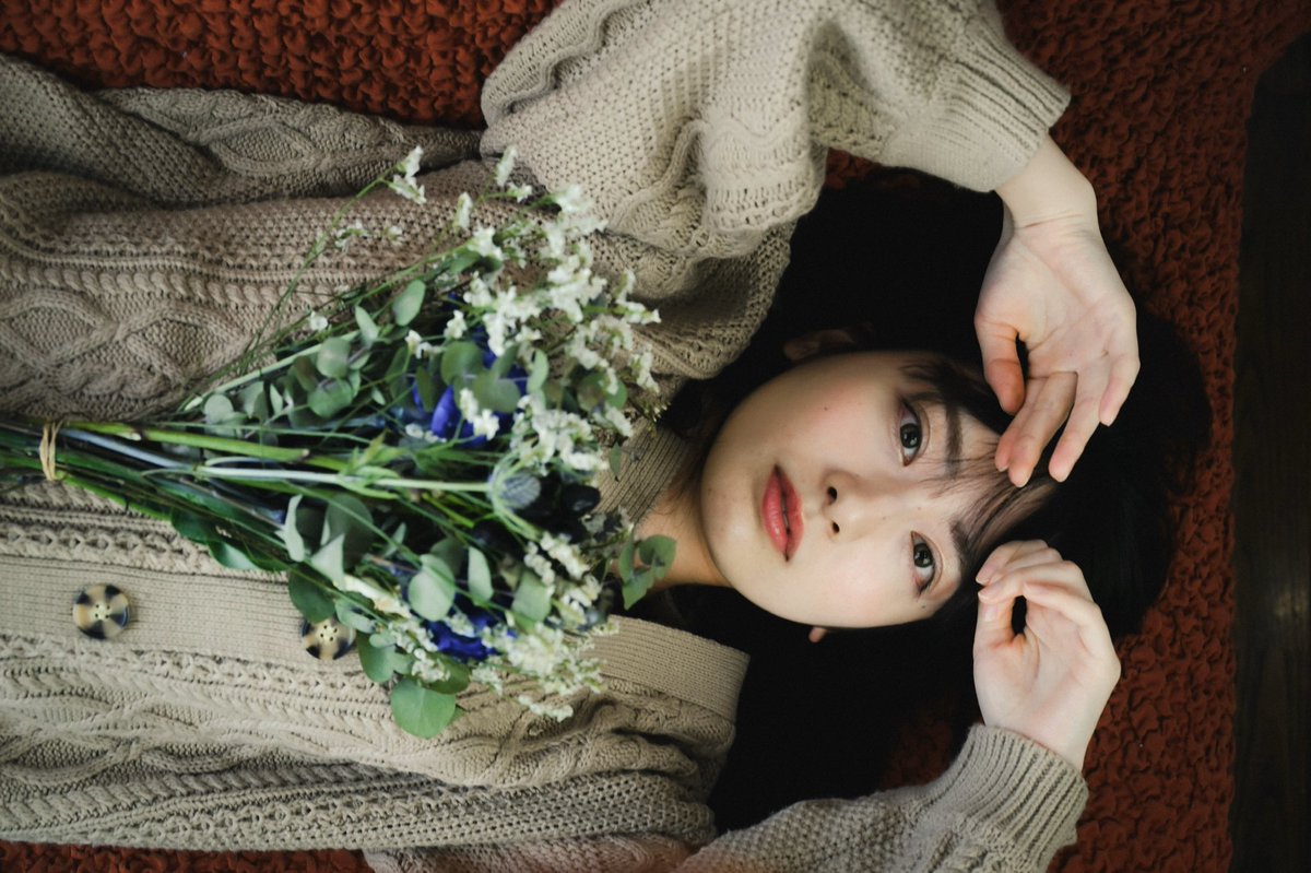 shpn_616's tweet photo. 『薔薇と東京の街』
.
model : minori
Flower making &amp; Photographer : shoma.
.
.
#薔薇と東京の街
#ギャラリームジン https://t.co/9jDFJKlxFa
