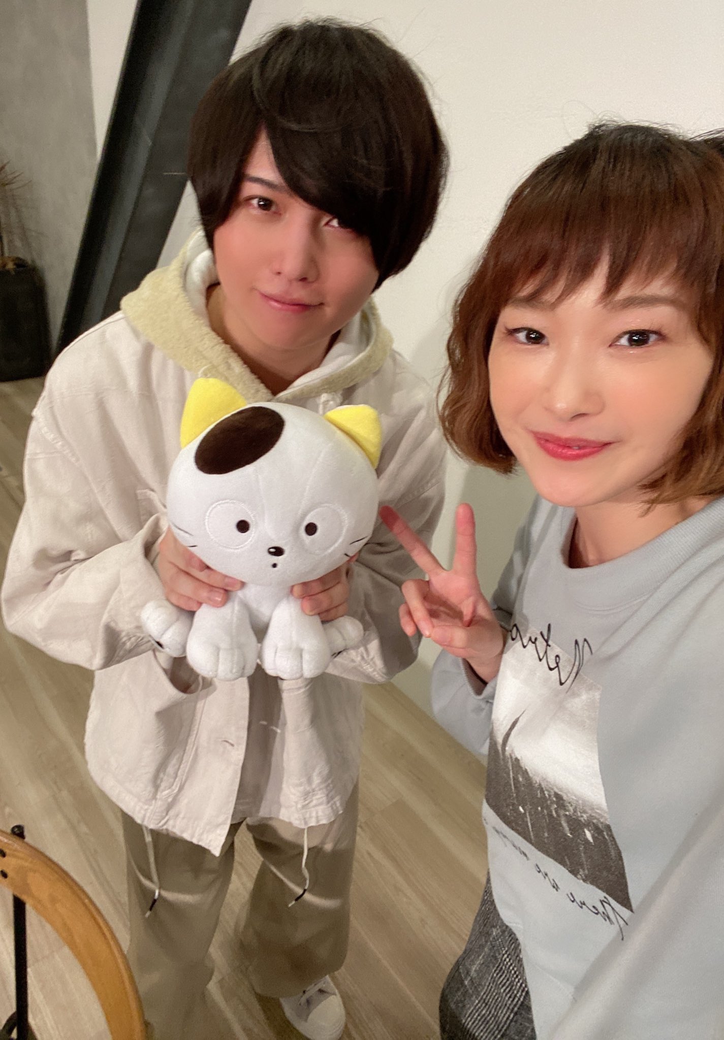 寺崎裕香 うちタマ 三丁目通信 ゲストに呼んでもらえて嬉しかったです いよいよ 今夜 最終回 T T 皆さま 最後までよろしくお願いします 記念に岡本家で タマとたけし うちタマ T Co Nlc4aeiekq Twitter