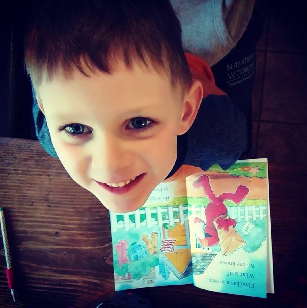 katedohertyimag's tweet image. Day 5. Had a reading contest today. 
#homeschoolproject