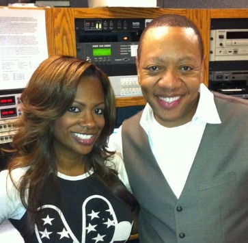 ArtTerrell's tweet image. #TheMaskedSinger on @fox #NightAngelMask is @Kandi from @Thegroupxscape and @RHOATL 
She can't hide that voice to save her life. ❤️#KandiBurruss