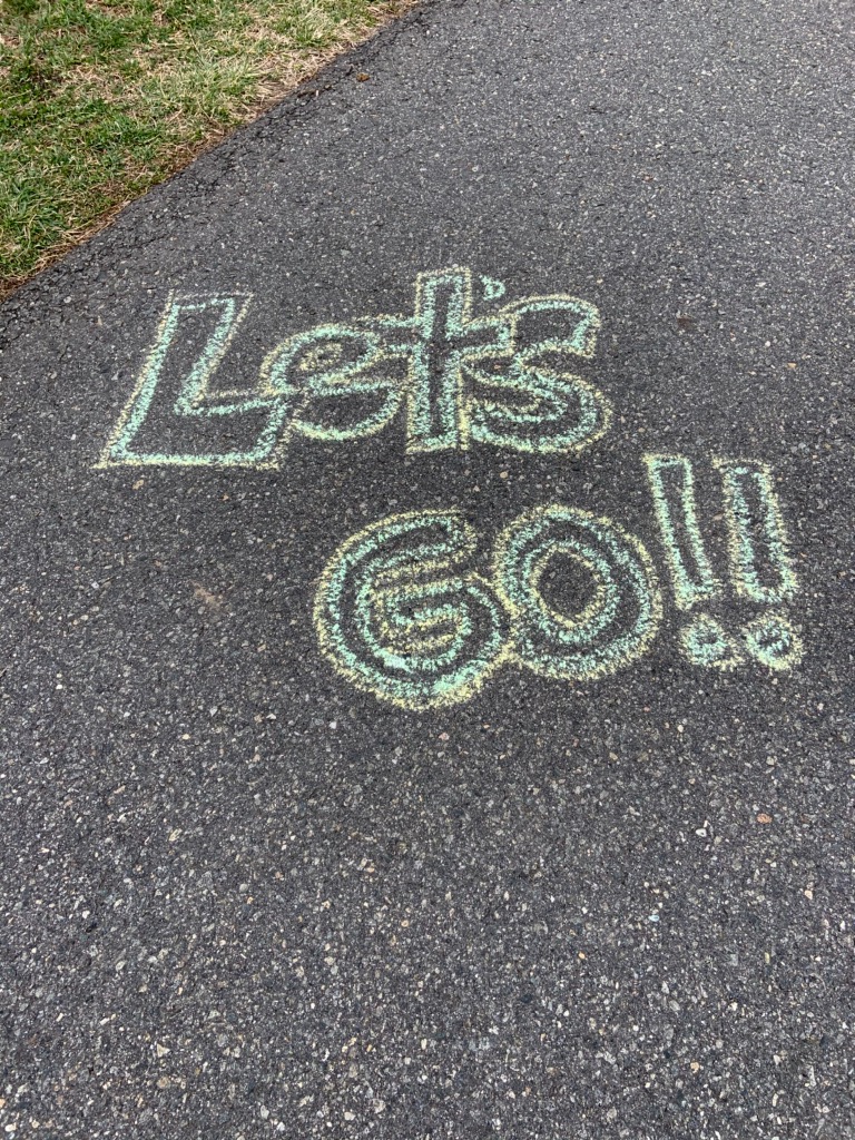 LHS_Track's tweet photo. Trying make the best of the situation for everyone who's choosing to work out SOLO on the oval. Hard workouts are never easy, especially alone and off the track. #GoLancers #keepgrinding #PhilMAN #LetsGo @LivLancers07039 @LivSchools https://t.co/XnXfMlB0SR