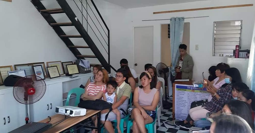BudgetDeals's tweet photo. Lamudi's Real Estate Online Platform seminar about digital marketing and online selling. Thank you Team HRR for this opportunity, more learnings and sales to come! 

#BudgetFriendlyHouseAndLotDeals #BudgetFriendlyHouseAndLot #AffordableHouse #AffordableHouseandLot #HouseAndLot https://t.co/jttADg3bBi