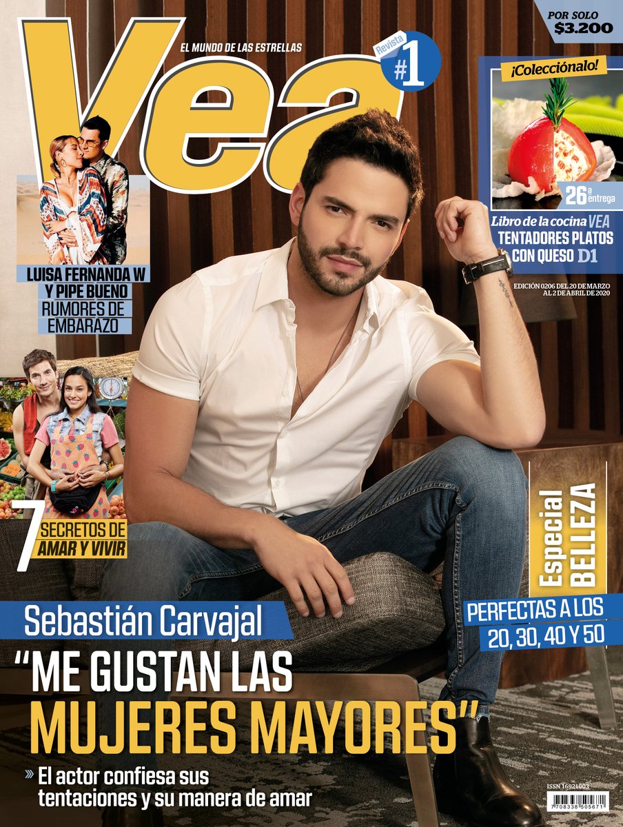 LaRevistaVEA's tweet photo. #PortadaVea 🔥 ¡PAPACITO! @sebastiancarva, "Me gustan las mujeres mayores", el actor confiesa sus tentaciones y manera de amar. 😏

Luisa Fernanda W y Pipe Bueno ¡Crecen los rumores de un embarazo! 🤰🏻

#Librodelacocinavea tentadores platos con queso #TiendasD1 ¡Colecciónalo! . https://t.co/6bd4biPrRY