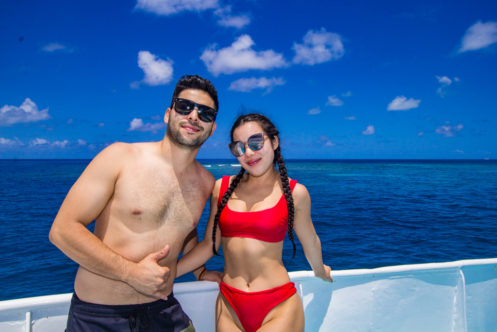 compasscruises's tweet photo. Warm weather and sunshine - the perfect recipe for a sensational day on the outer #GreatBarrierReef.

Come and discover for $115.
https://t.co/3YQ8OdWfXa https://t.co/zCJDExtWHL