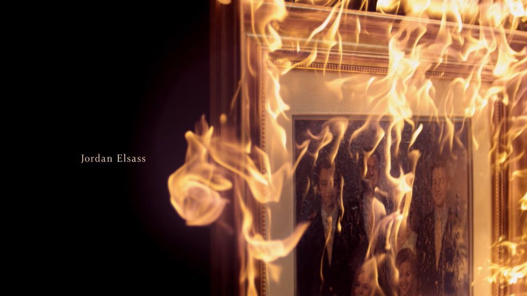 missaquamaria's tweet image. @kerrywashington i’m obsessed with this opening credits!! 🔥🔥🔥 #LittleFiresEverywhere