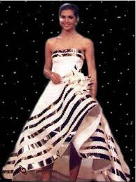 bienprospero's tweet photo. @Andrescarmonab @misshabiaunavez @aquellos80sy90s @RetroReto Pasarela @MissVzla, todo un desfile de moda; noveles y consagrados diseñadores ponen su empeño para destacarse. Segun su opinion¿Cuál ha sido el mejor y mas bonito traje de toda la historia del concurso? #QuedateEnCasa https://t.co/kre5uGQSj2