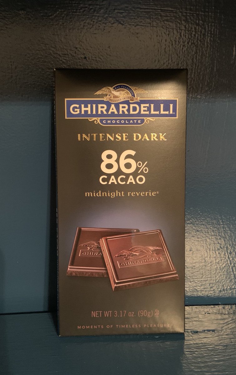 raehardingbooks's tweet photo. I don’t do chocolate often, but when I do...
#intensedark #likemymanuscript
#doesitcomein100percent
#writerlife https://t.co/uLJSGMaCRt