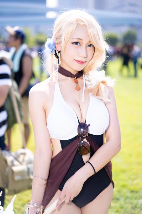 Twitterのコスプレ画像24