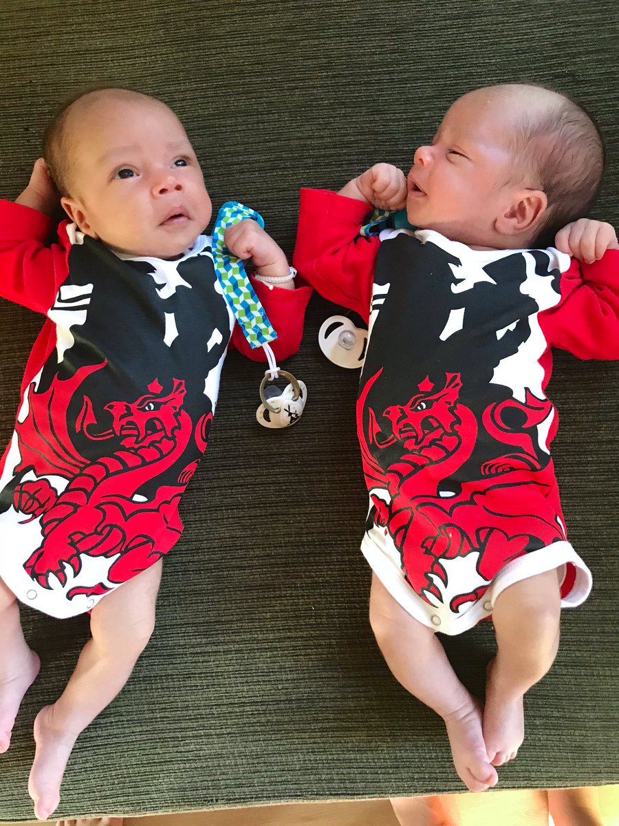 ming_jale's tweet photo. @NRL_Dragons #redv #NRLDragonsPanthers

@issacluke_14 🐉❤️ https://t.co/wlhuDyvdgO