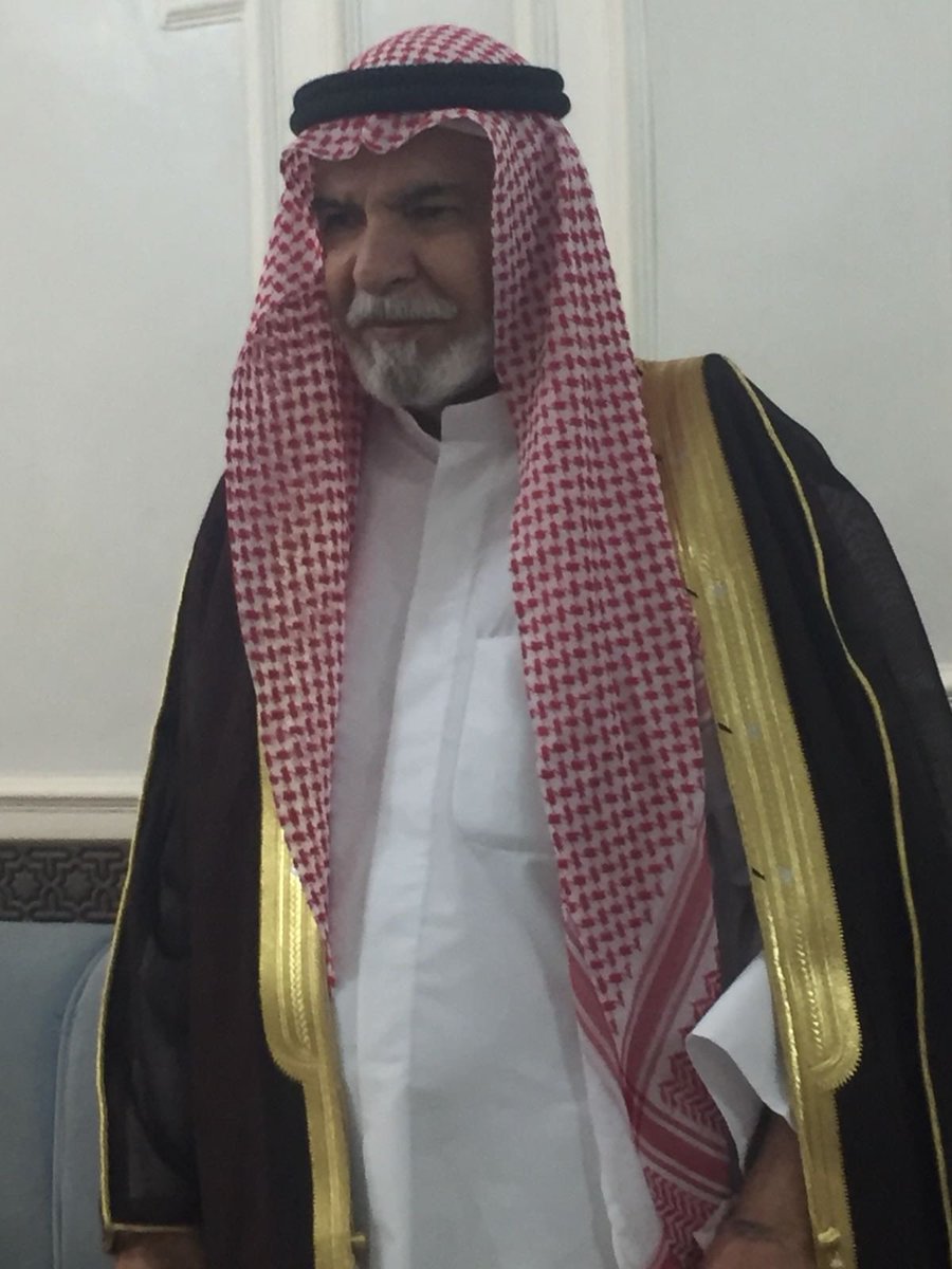 ستظل ذكراك باقية. . سنظل نذكرك دائما ..

وعزائي انك عند رب عادل ..وكنت للخير فعّـال وسبّـاق
رحمك الله يالغالي
#حمود_ميس_الشمري