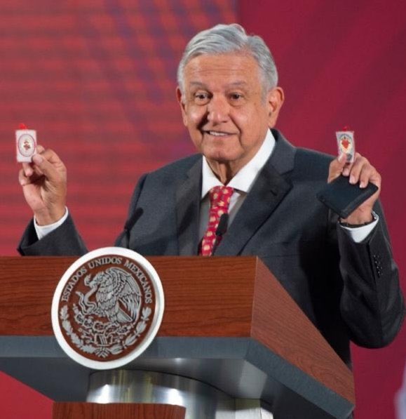 Quiero llorar. No nos merecemos esto.