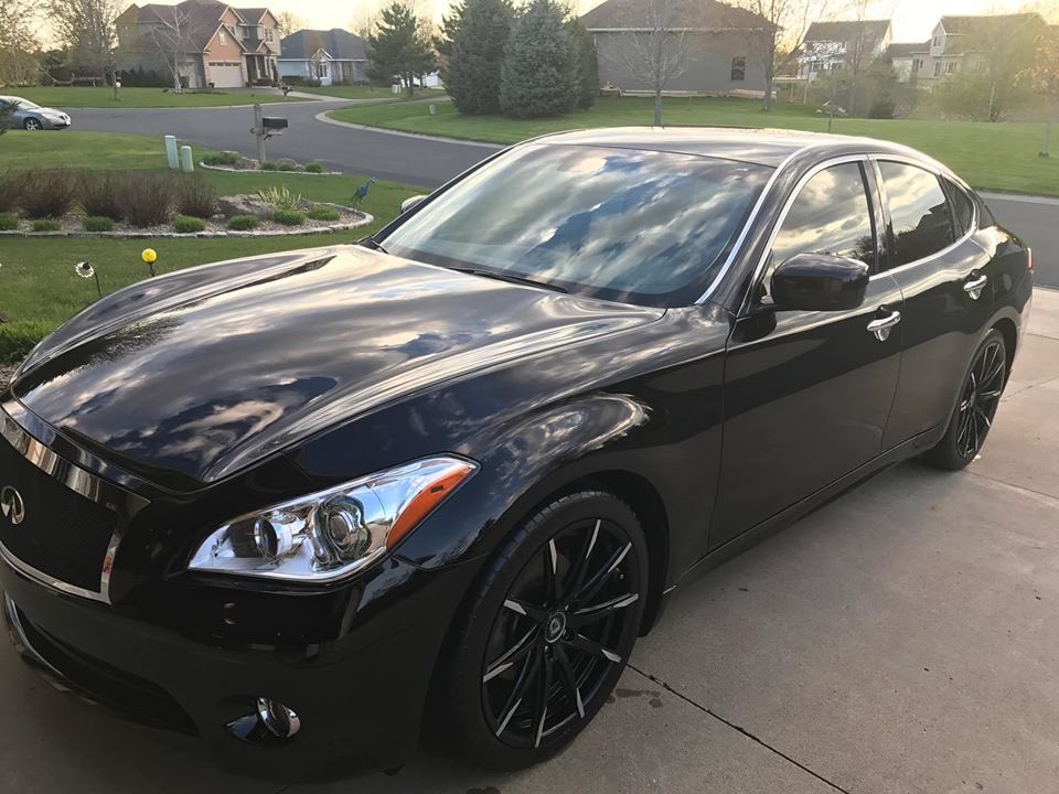 mamas_pizza's tweet photo. Please share ASAP:

Tony’s car was stolen at 7:30pm from Mama’s. IF YOU CAN IDENTIFY these guys, please Contact St. Paul Police Department. 

License plate #MLA 632 
2012 Infinity M37x

PLEASE SHARE https://t.co/ekHwKdP4ox