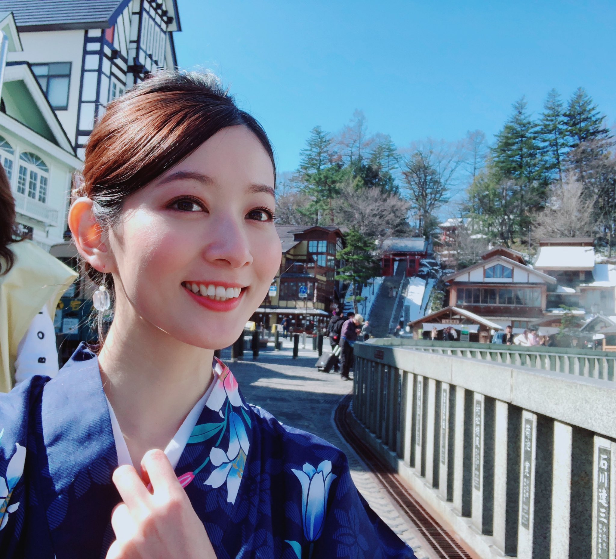 川辺優紀子 A Twitteren 草津よいとこ薬の温泉 観光客の年齢層が若くてビックリしてます 笑 今日もいい天気 元気に撮影頑張りまーす 草津 群馬 温泉 温泉旅館 温泉旅行 草津温泉 Onsen Japan Gunma 浴衣 着物 T Co H40sdqq5mf Twitter