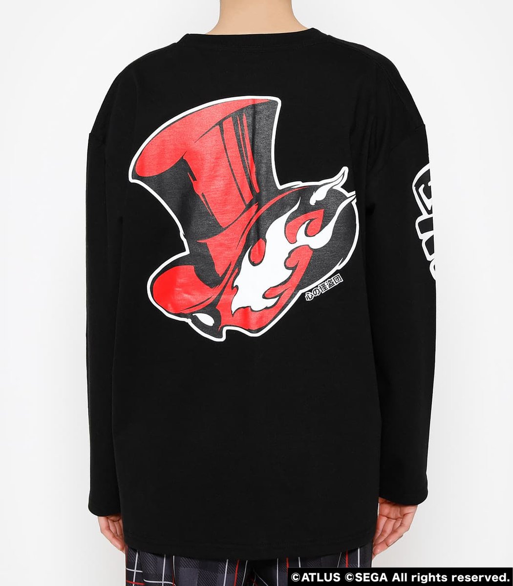 R4g Official P5r Take Your Heart ロングtシャツ Take Your Heart ロゴと 怪盗団のシンボルマークデザインのロンt 袖から胸にかけて入るロゴと 背中の怪盗団のマークをプリントにて表現 ビッグシルエット ビッグタイポのデザイン ご予約はこちらから