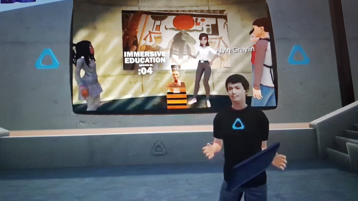 CCCC_9999's tweet image. Attending V²EC 2020 in #VR while respecting social distancing in real life. Great presentation by @AGraylin about a Boundless Future. #V2EC2020