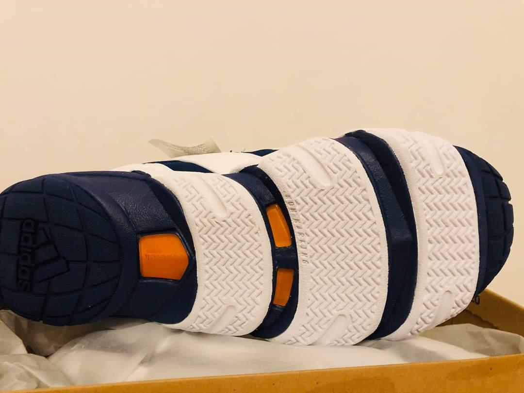 Rengie002's tweet photo. @drose is there a way you can hook up @adidas @adidasHoops to RETRO these? #AdidasViolation https://t.co/htLB2i5wQn