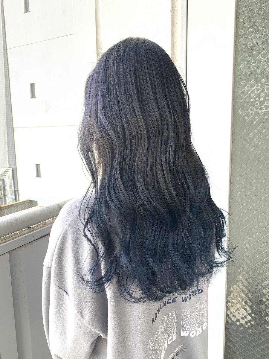 ヒロ No Twitter 技術向上の為 カラーモデル募集 日時 3 19 12時 19時 青系紫系でしたら特別料金 内容 ブリーチ使用したカラー 全頭ブリーチやインナー グラデーションなど 場所 表参道駅徒歩1分 お気軽にdm下さい ダブルカラー インナーカラー