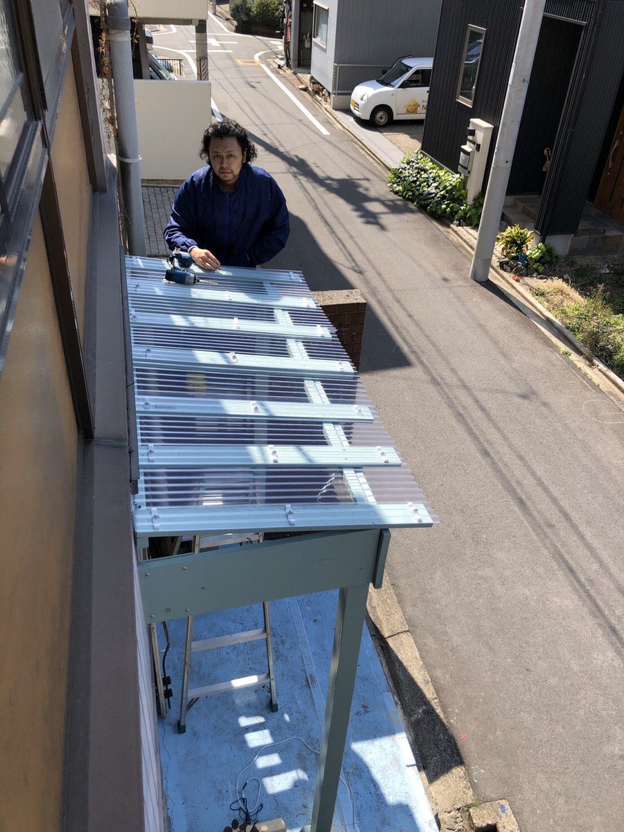 OsoujiPhoto's tweet photo. 玄関の屋根作りましたー
かわいいしょ！ https://t.co/NXNAdGHIVX