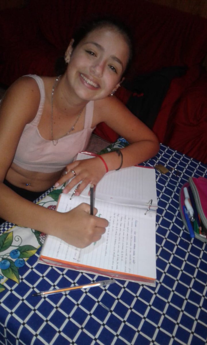 Laura_Noremberg's tweet photo. Extensión 81 #PalmeraBoca #SecRuralPluriaños #UGL3 #SanPedro
Trabajando desde Sus Hogares 🏡 Con las Actividades #AulasAbiertas
#MisionEnProceso 💪
#NosCuidamosEntreTodos
@herrerayflia @miguel_sedoff @CGEMisiones @Estelatavares14 @PlatGuacurari @bonetti_sandra https://t.co/ENuXlWcP01