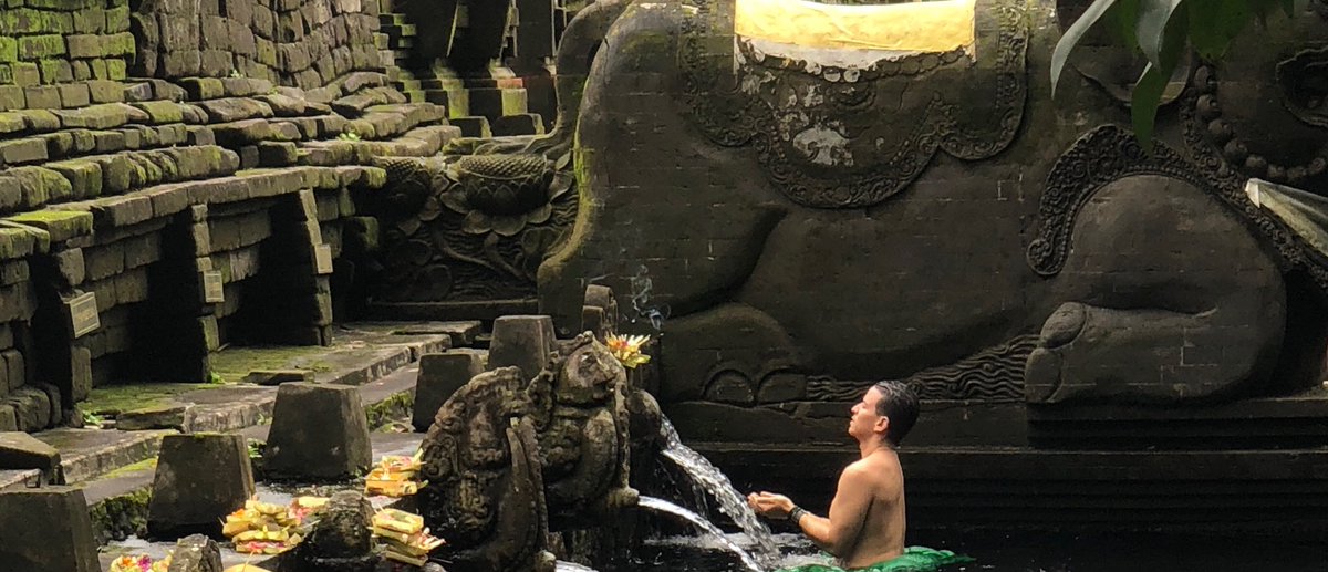 May the water be medicine to help cleanse, purify and heal.
•
#Bali #TirthaEmpul #WaterTemple #Blessings #Healing