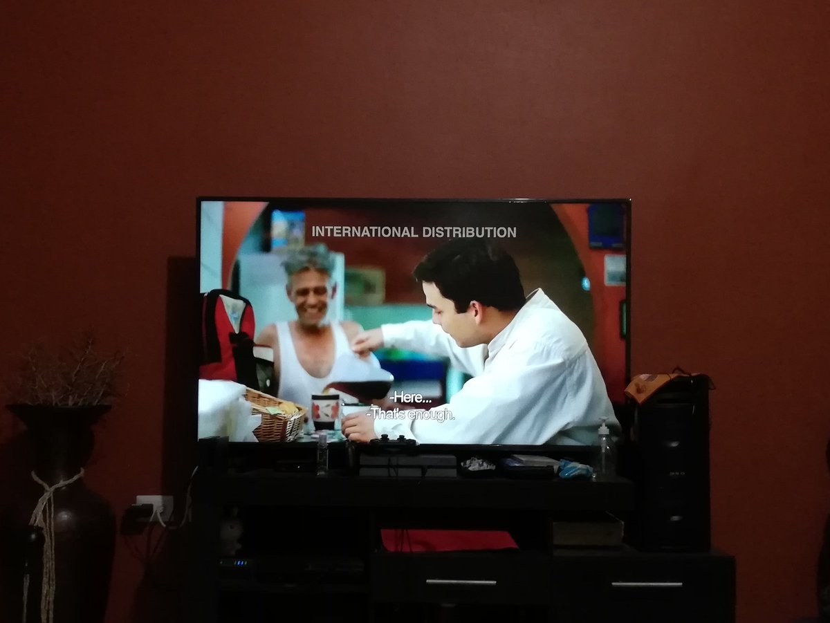 Ramon_Lopz13's tweet photo. Gracias a @arturomenendez viendo #Malacrianza #CineSalvadoreño https://t.co/1koRO8AxR2