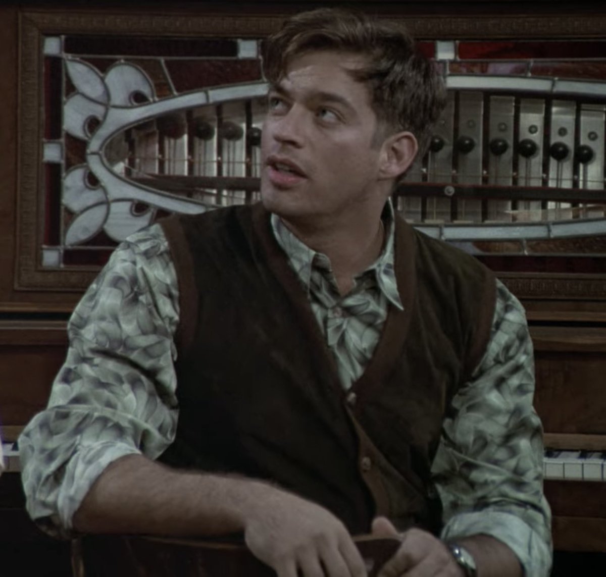 a bowl of oatmeal tweet media