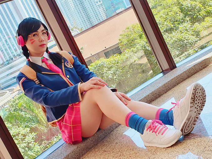 1 pic. Academy DVa enjoying her after school time in a mall

#dva #dvacosplay #overwatch #overwatchcosplay