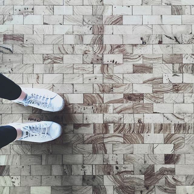 _kristinb's tweet photo. 👟👟 · Mexico City has cool floors (not there, self quarantined at home, just an old photo I liked and felt like posting) https://t.co/cOclAEpAuj https://t.co/L4xRaW1r4w
