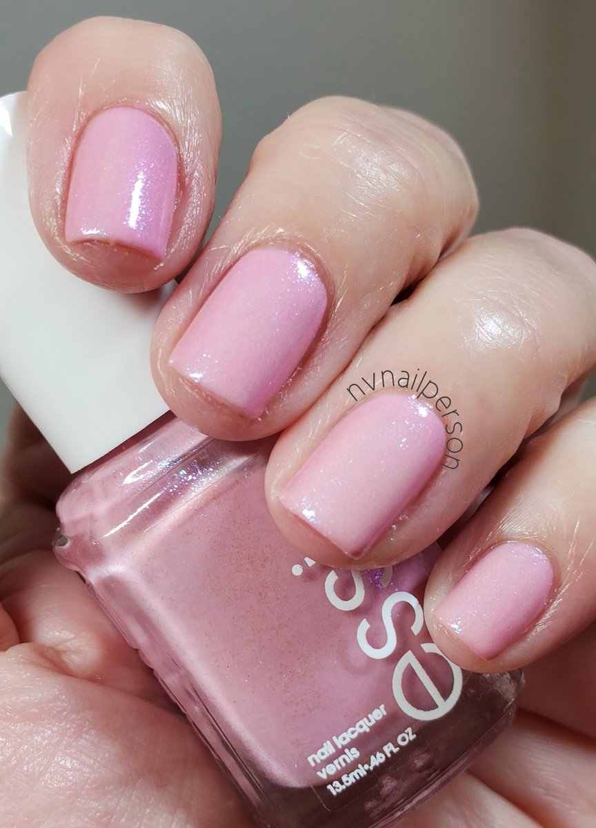 nvnailperson's tweet photo. #notd #nailpolish #nvnailperson #Essie #KissedByMist #Spring2020Collection #EssieLove @essie https://t.co/ppLneZQcg4
