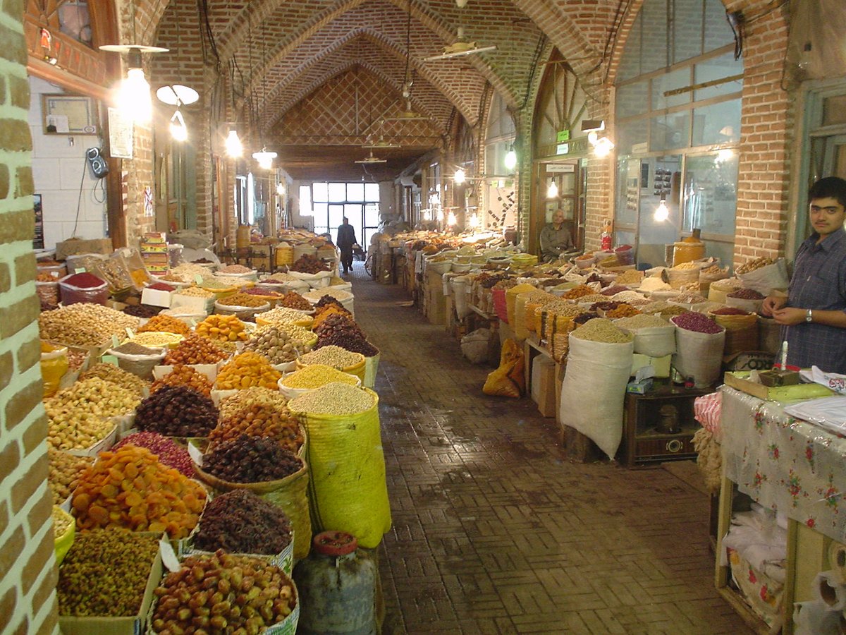 I am really liking the bazaars in Iran & this evening we're going to Ardabil Bazaar in my Iranian cultural heritage site thread. It was built during the Safavid dynasty, which was from 1501 to 1736, in Arbadil in northwestern Iran.