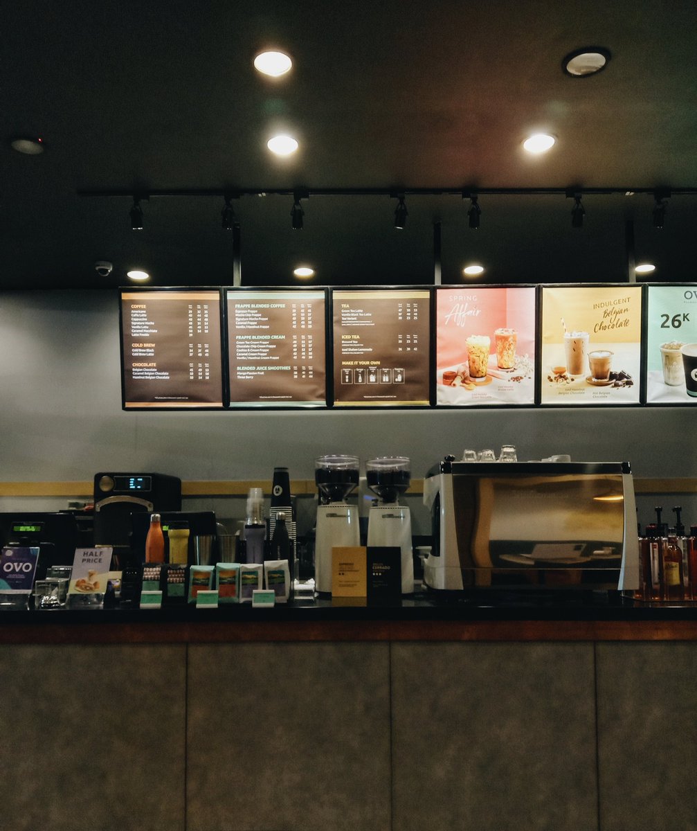 sukaskincarean's tweet photo. Coffe shop di Malang yang enak buat nugas, nonton Drakor, WiFi kenceng, bebas asap rokok dan harga affordable. 

Thread https://t.co/p6pWQMVasy
