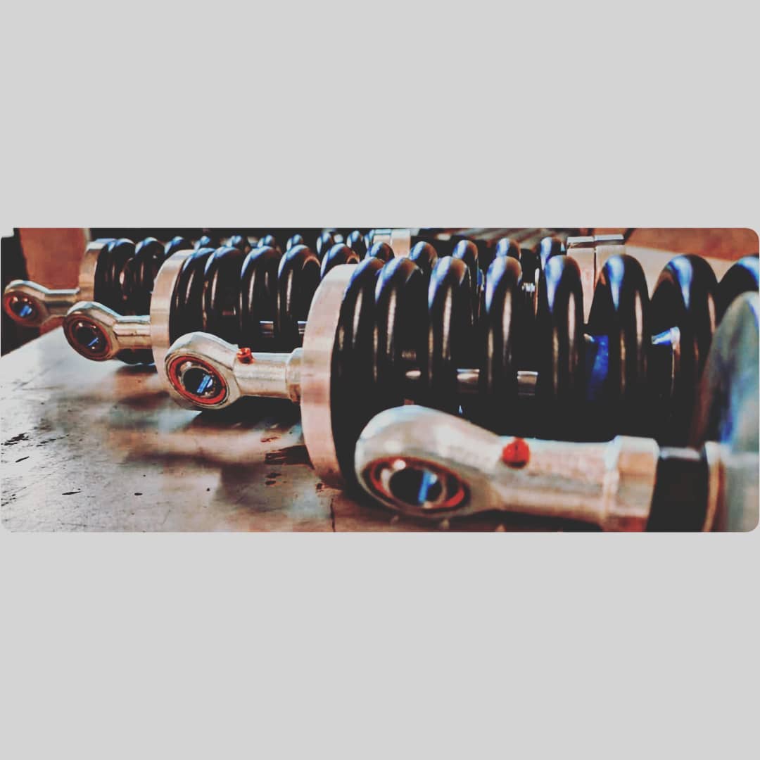 ojaswatofficial's tweet photo. Day 05 of #6DAYSOFPARTS Challenge - Shock absorbers
.
. 'Quality never goes out of style'
.
.
....................................................................
#weignitethepulsewithfire #engineering #fsae #formulastudent #sae #saesupra #saeindia #formulabharat #fame https://t.co/HggHsmFff7