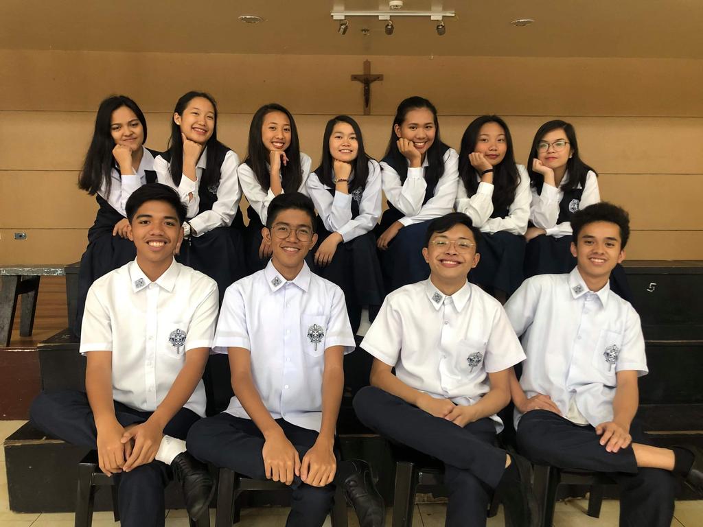 _kyroooo's tweet photo. Still the best people around town.
@AlyannaSofia_ @ishaaanghai @pelicityyy @febjoie @janellevictria @/jaela @MarkChristiann_ @zachyjooo @aagalleon @/kellee https://t.co/zq3ZiKP9tz