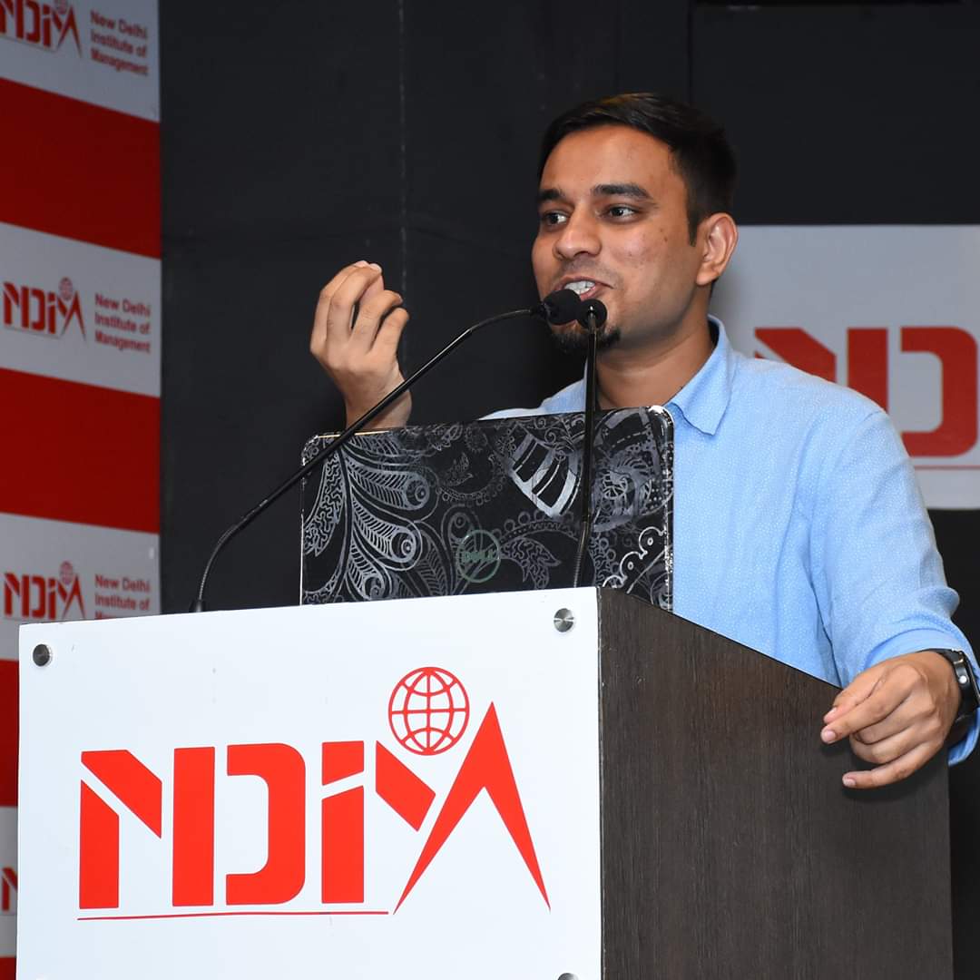 AdityaRoy972's tweet photo. Thank you Mr Alan Antony, Senior Executive HR, Landis+Gyr for another super engaging and informative session . #ndim #ndimrocks #ndimites #pgdm #mbaindelhi https://t.co/dDpNMAbDTR