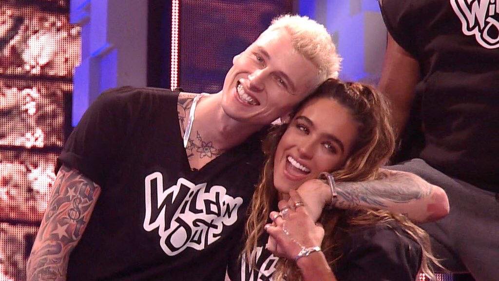 Hunt6rs's tweet photo. @machinegunkelly @Eminem this isn’t right marshal 😂 https://t.co/me53xkANDk