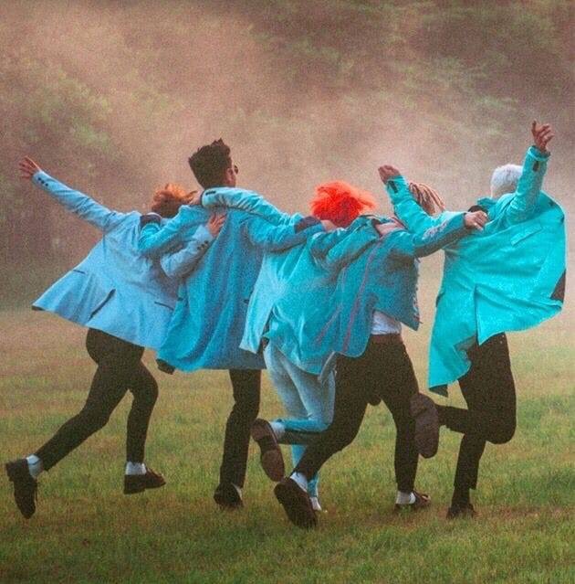 Dù ai nói ngả nói nghiêng
Lòng em vẫn thế vẫn thương 5 chàng 
#빙방
#StillOnFlowerRoad