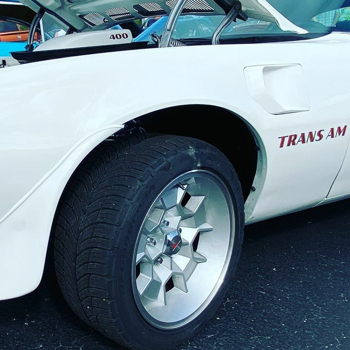 ClassicCarWirin's tweet photo. TA Thursday #1976 #76transam #400ci #white #pontiactransam #transam #pontiac #ta #honeycombs #cars #white #classiccar #classic #carsofinstagram #americanmuscle #musclecars #classiccarwiring #gotcolor? #caroftheday #tathursday https://t.co/AD7f0kifxo https://t.co/G191JISUEw