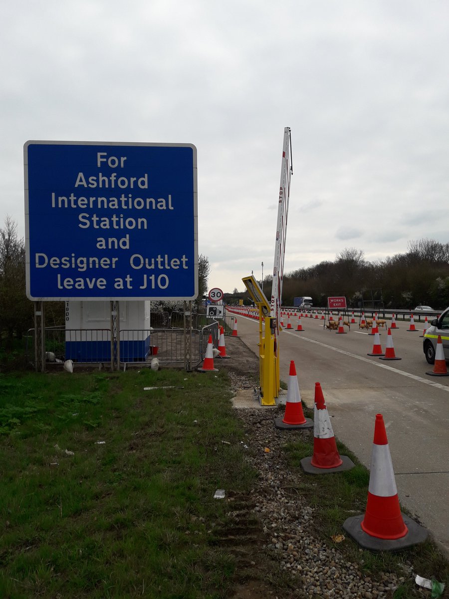 Need to save on construction/highway site security or looking to reduce manpower? The SoSec solar-powered incursion gate or portable Instaboom incursion gate could be the perfect solution for you. 
Click here to find out more: mailchi.mp/5a13587ffa91/s… 

#COVID19 #WorkFromHome
