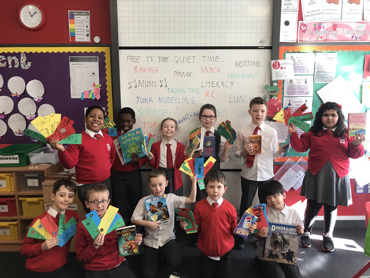 CorpusChristi_K's tweet photo. Getting organised in P4/P4a today. Our children have made personalised task boards and chosen reading books from our lending library. We’ve added #GrowthMindset stickers to help us stay motivated!😊#preparation #routines #taskboards #homelearning @GlasgowLib https://t.co/6tWGJk3mJD