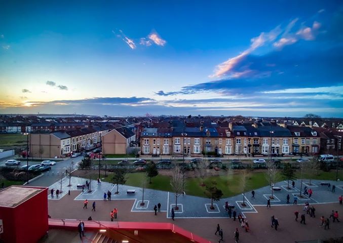𝘼𝙣𝙛𝙞𝙚𝙡𝙙 𝙎𝙩𝙖𝙙𝙞𝙪𝙢 ⚽

We love this view from Anfield Stadium! Not one you see often! 

Thanks to Christian on Facebook for sharing with us! ❤️
