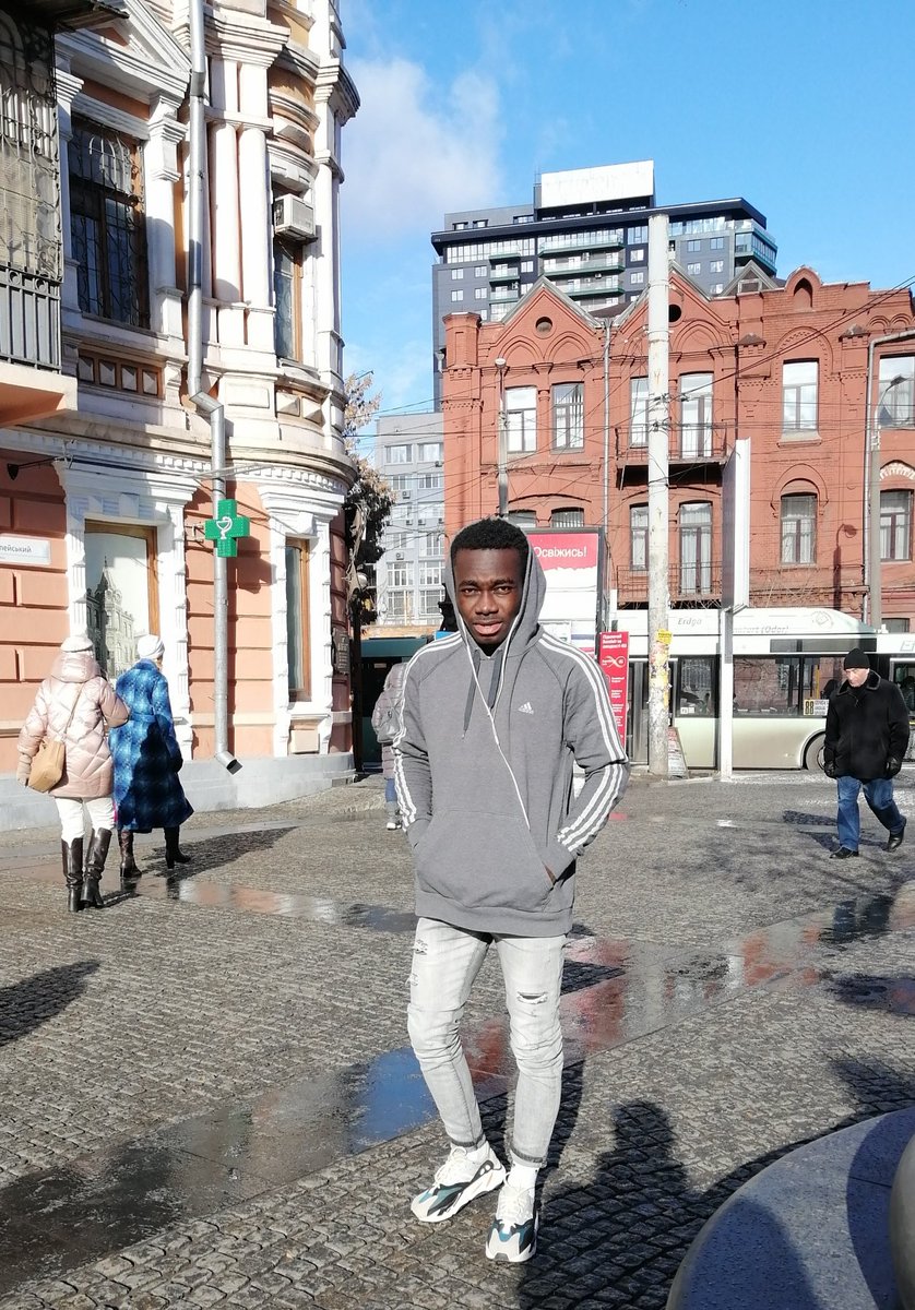 JojoBotchway's tweet photo. Playing Safe From #COVID19 With Quarantine Period. #PracticeSafetyPrecautions 👌🏾 Let #KickOutKnockOutCOVID19 🥊💪🏾 #NationWideMovement 🌎🌍🌏 https://t.co/uPMqexdWBe
